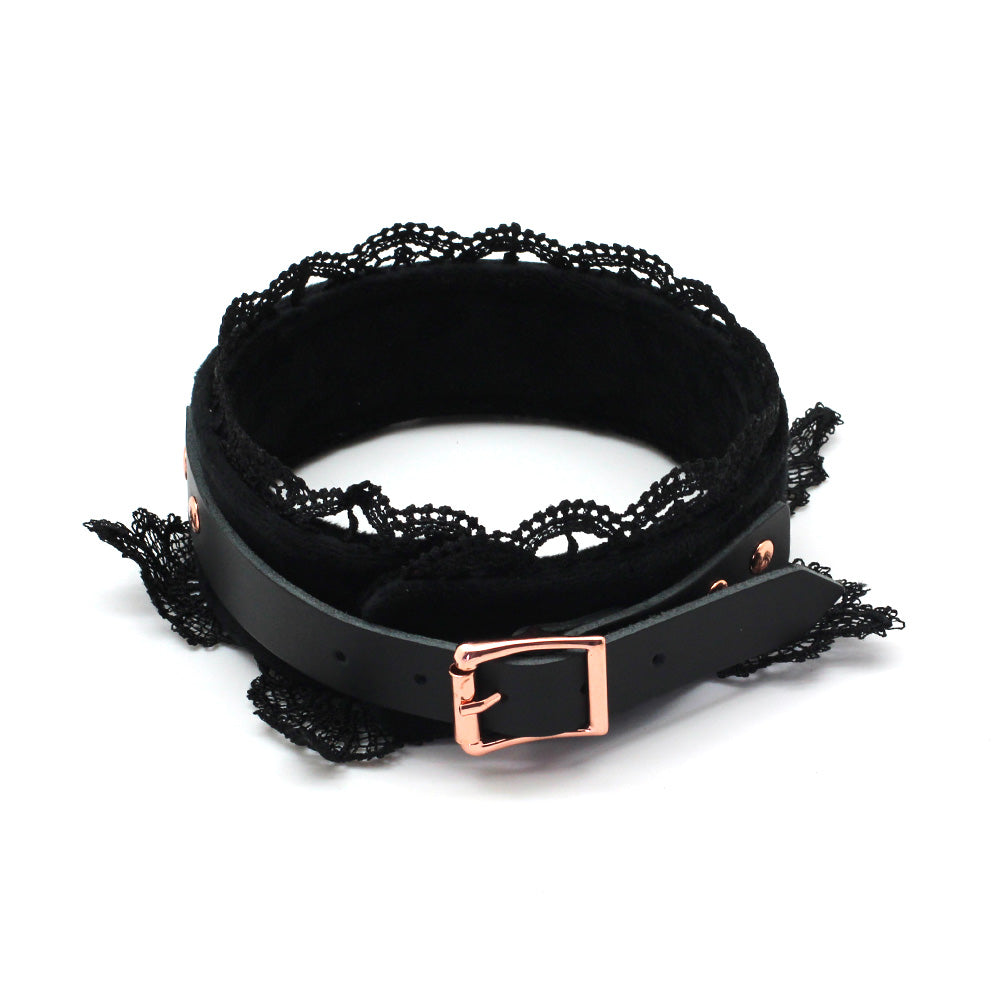 a Black Lace Bondage Collar and Leash Set