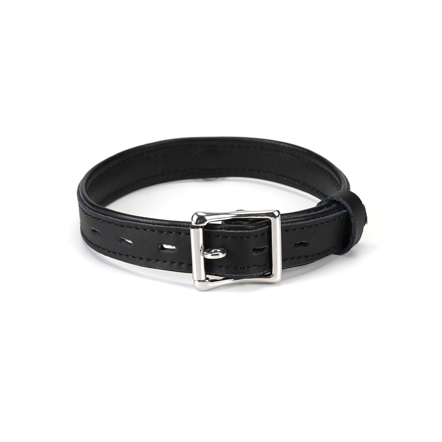 a black leather gothic choker collar